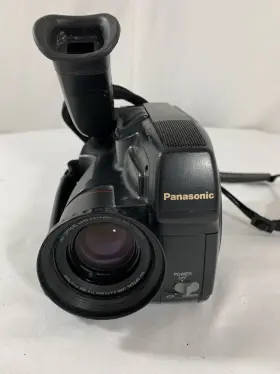 Pv-a216d Panasonic Vhs-c Palmcorder Iq 14x . No Battery #3