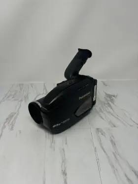 Pv-a228 Panasonic Black Palmcorder Vhs-c 23x Hi-definition Zoom Lens Camcorder