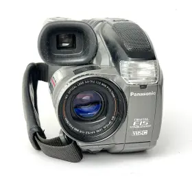 Pv-d300d Panasonic Palmcorder Vhs-c Camcorder For Parts Repair