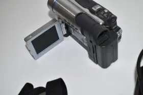 Pv-dv103d Panasonic Camcorder Mini Dv With Ac Adapter And Hoya Filter Tol28 #3