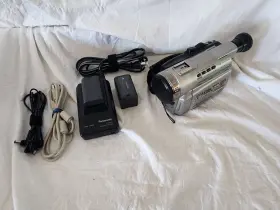 Pv-dv121 Panasonic Minidv Camera Camcorder With Charger Some Cords #3