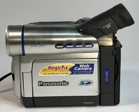 Pv-dv203d Panasonic Mini Digital Camcorder With Battery/sd Card No Charger Works #2