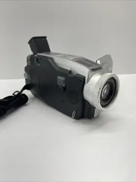 Pv-dv52d-s Panasonic Pv-dv52d Mini Dv Camcorder 700x - Untested #2