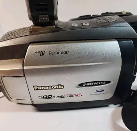 Pv-dv701 Panasonic Palmcorder Mini Dv Camcorder Untested #2