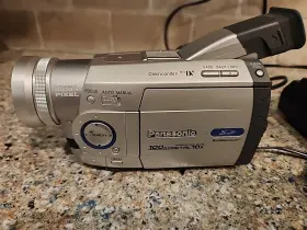 Pv-dv851 Panasonic Palmcorder Mini Dv Camcorder