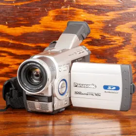 Pv-dv851d Panasonic Palmcorder Mini Dv Digital Tape Camcorder Video Camera Works