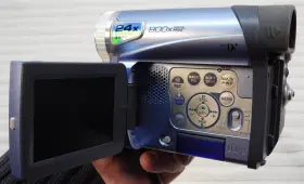 Pv-gs16 Panasonic Sd Card Storage Mini Dv Camcorder Model Un-tested #2