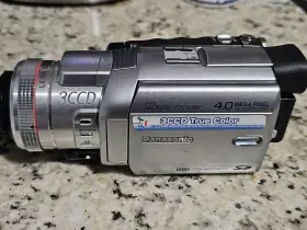 Pv-gs400 Panasonic Vintage Minidv Video Camcorder 3.5 Inch Screen 12x Optical Zoom