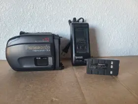 Pv-iq204d Panasonic Palmcorder Iq Pv-iq204 Vhs-c Tape Video Camcorder