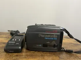 Pv-iq244 Panasonic Palmcorder Vhsc Hand Held Camera Parts Only. Read