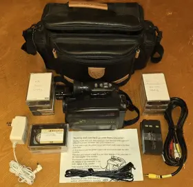 Pv-iq384 Panasonic Palmcorder Iq Tested Working Tapes Case Wires Power Cord
