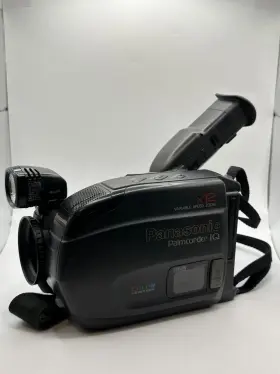 Pv-iq404d Panasonic Palmcorder Iq Viewfinder Camcorder 12x Variable Speed Zoom #3