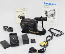Pv-iq504 Panasonic Palmcorder Vhs-c Camcorder Camera With Extras