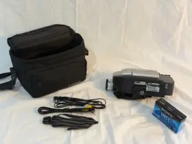 Pv-l545d Panasonic 750x Palmcorder