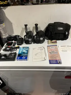 Pv-l581 Panasonic Vintage Vhs Camera Lot Tested And Working