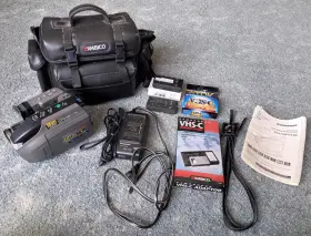 Panasonic Pv-l60 Palmcorder Vhs-c Camcorder Bundle Tested . And So Many Extras