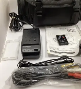 Pv-l651 Panasonic Palmcorder Camcorder With Manual/battery/remote/charger/case Ex #2