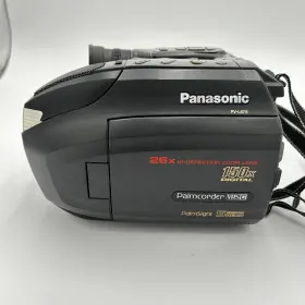 Pv-l679d Panasonic Palmcorder For Parts Or Repair Untested With Manual