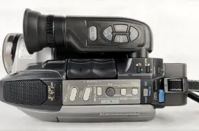 Pv-l779 Panasonic Palmcorder Palmsight Camcorder With Photoshot Model - Working #3