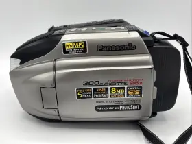 Pv-l781d Panasonic Handheld Palmcorder Vhsc Model Video Camcorder Tested With Case #2