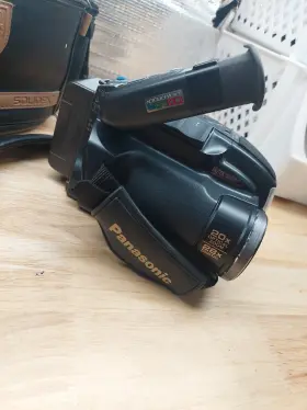 Pv-l857 Panasonic Palmsight Palmcorder Vintage Solidex Bag Video Bundle #2
