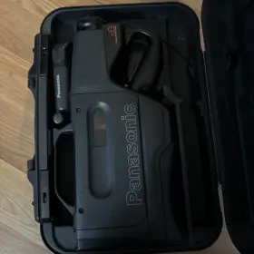 Pv-604 Panasonic Pv604 Omnivisionvhs Camcorder With Case - Untested As-is #2