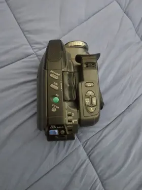 Pv-l501d Panasonic Pvl501d Palmsight Palmcorder Vhs-c 150x Zoom Camcorder Deluxe #3