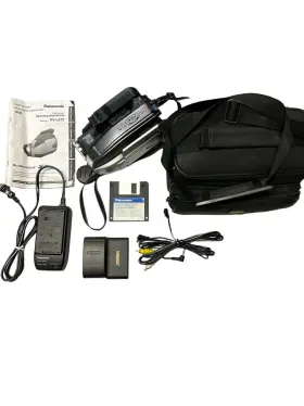 Pv-l672 Panasonic Pvl672 Palmcorder Camcorder 800x Digital Zoom Tested Rare Vintage