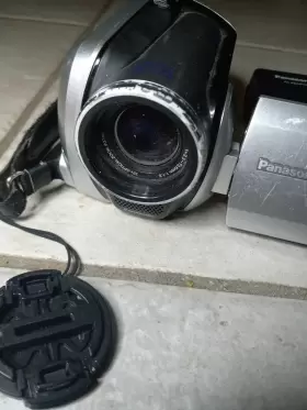 Sdr-h18 Panasonic Ois Hdd Camcorder Video Camera With 32x Zoom Handheld #2