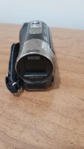 Sdr-s10p1 Panasonic Sdr-s70 Camcorder Used No Memory Card Included #2