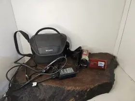 Sdr-s70p Panasonic Camcorder Comes With Camera Bag And 8gb Sd Tested Working