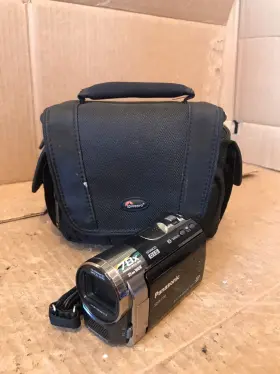 Sdr-t70p Panasonic Sdr-t70k Camcorder 78x Optical Zoom