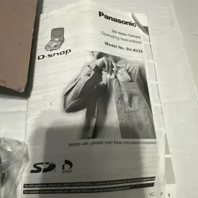Sv-av25 Panasonic D-snap Sd Digital Rotating Screen Camcorder With Box #3