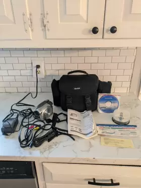 Vdr-d200 Panasonic Vdr-200 With 30x Zoom Model Bundle See Pics Tested