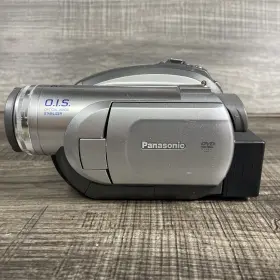 Vdr-d210 Panasonic Dvd Camcorder Handheld Video Camera With Battery Charger #2