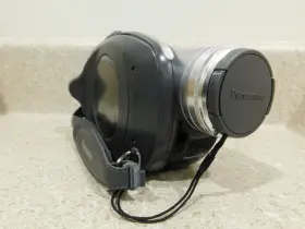 Vdr-d220 Panasonic Model Dvd Video Camera With Bag And Charger Read #3