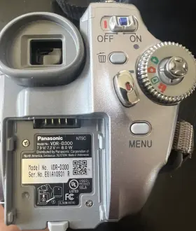 Vdr-d300 Panasonic Leica Dicomar Video Camera - Mini Dvd And Sd With Extras #3