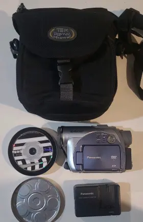 Vdr-m55pp Panasonic Video Camera Recorder Dvd With Battery Plus More See Pics