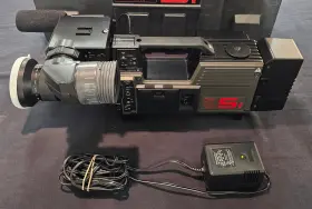 Wv-6000 Panasonic S1 Professional Video Camera With Carrying Case - Powers On