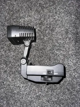 Xd-l56p Pro-x 20w On-camera Led Fixture With Panasonic Cgr Series Battery Sled