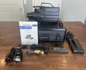 Vm-21ac Quasar - Vhs Movie Camcorder With Metal Case Battery/charger More