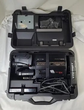 Vm-23 Quasar Vhs Movie Inch Old School Large Camcorder With Case Accessories
