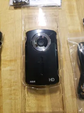 Ez2050 Rca Digital Handheld Camcorder/camera Hd 720p #2