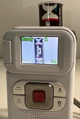 Ez207md-a Rca Small Wonder Pocket Video Camcorder White Flip Screen Works 8gb