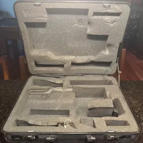 Kk046 Rca Camcorder Vhs-c Video Camera Hard Carrying Case Vintage With Keys