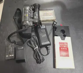 Rca20x Rca 20x Zoom Camcorder With Battery Packs Charger Adapter Bundle Vintage As-is