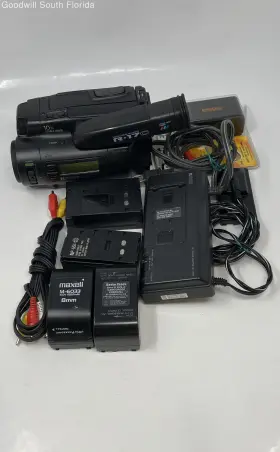 R-17c Ricoh Vintage Video Camera Recorder Camcorder In Black Case Not Tested