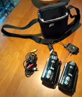 Hmx-f90 Samsung Lot Of 2 Camcorders With Charging Cable Batteries Carrying Case