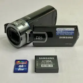 Hmx-q20 Samsung Full Hd Camcorder 2.7 W Battery And Sd Card Tested Works