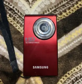Pl10 Samsung Digital Camera 10.0 Mp Hd Red Tested Working- No Charger